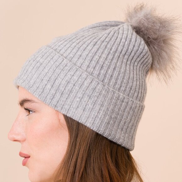 NWT! DongLi - 100% Cashmere Pom Beanie Hat in Oatmeal